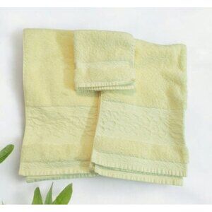 Wellesley Manor Damask Cotton Towel Set 2 Large Hand 1 Washcloth Butter Yellow